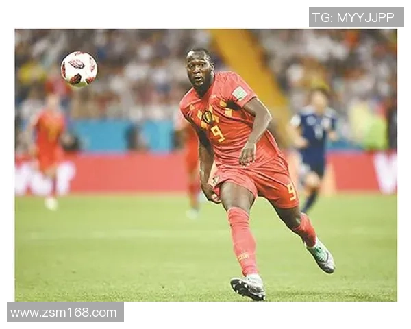 全球足球之巅：盘点当今最具影响力的超级球星及其传奇成就